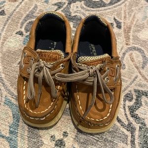 Kids Sperry boat shoes